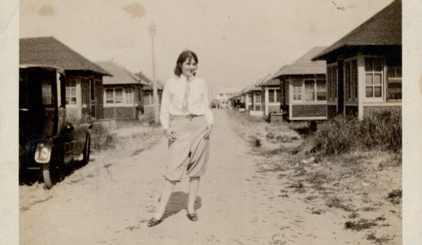 Picture of the Day No. 116 – “A POPULAR FASHION TREND AMONG THE YOUNGER SET IN THE EARLY 1920s AT STONE HARBOR, N. J.”